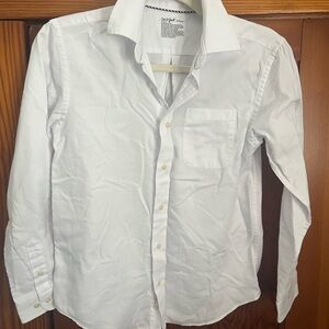 Never worn! Cat & Jack Boys White Casual Button Down Shirt size L